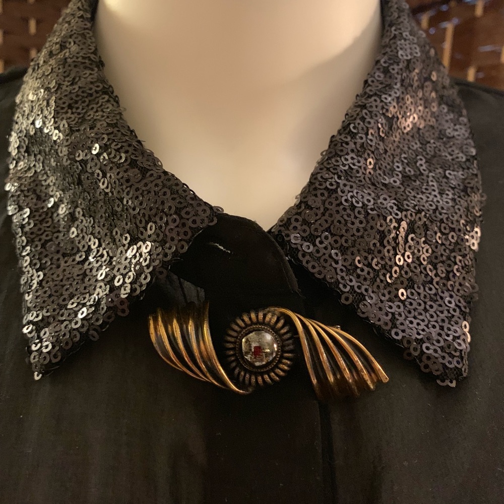 Art Nouveau Brass Brooch Earrings Set